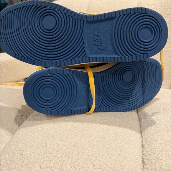 Nike Jordan 1 Retro AJKO High 'Laney' True Blue/Topaz Gold Size 11 - Picture 6 of 7